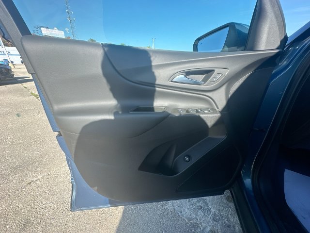 Used 2024 Chevrolet Equinox LT w/ LPO, Floor Liner Package FWD image 33