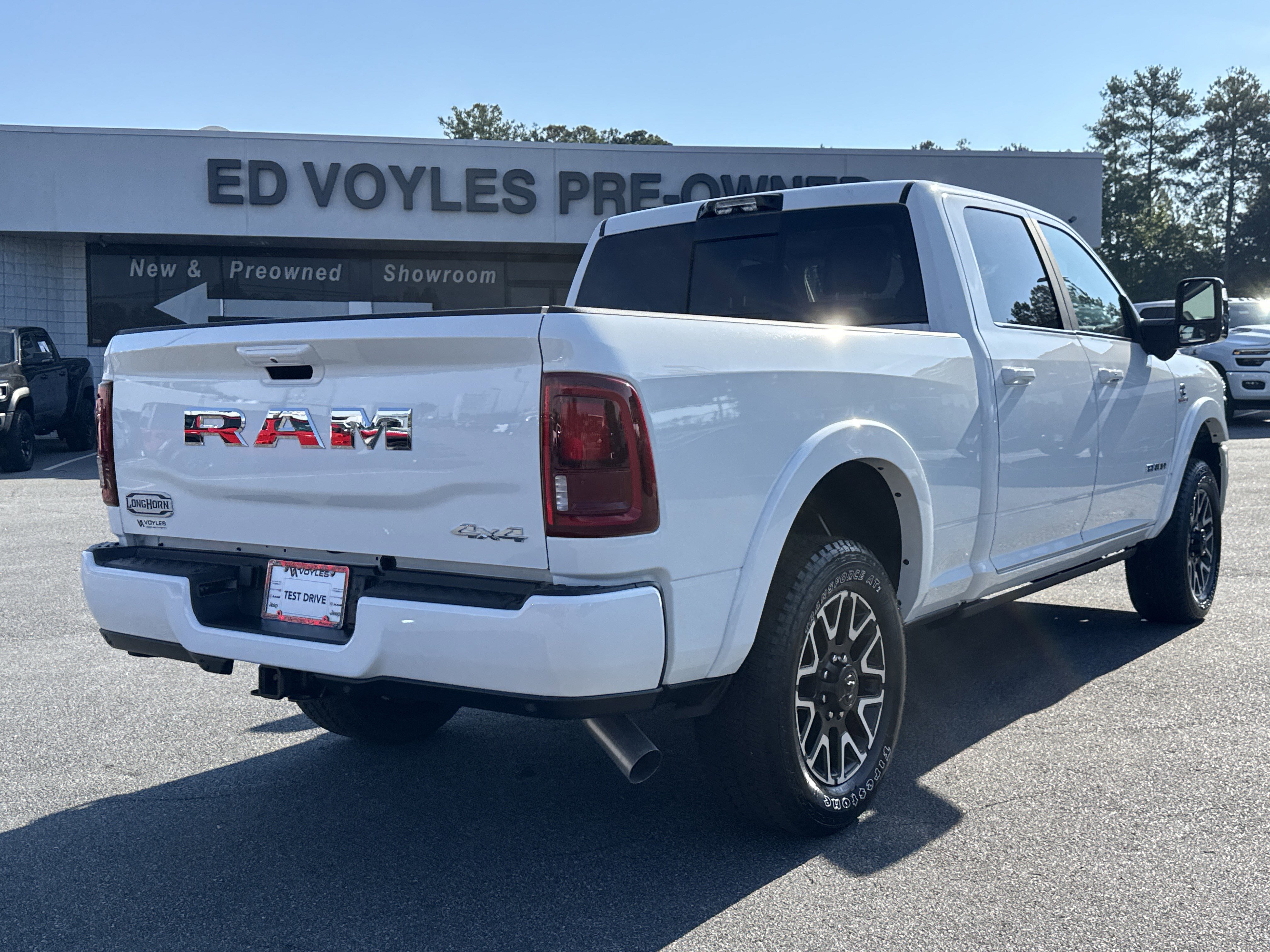 New 2026 RAM 2500 Limited image 8