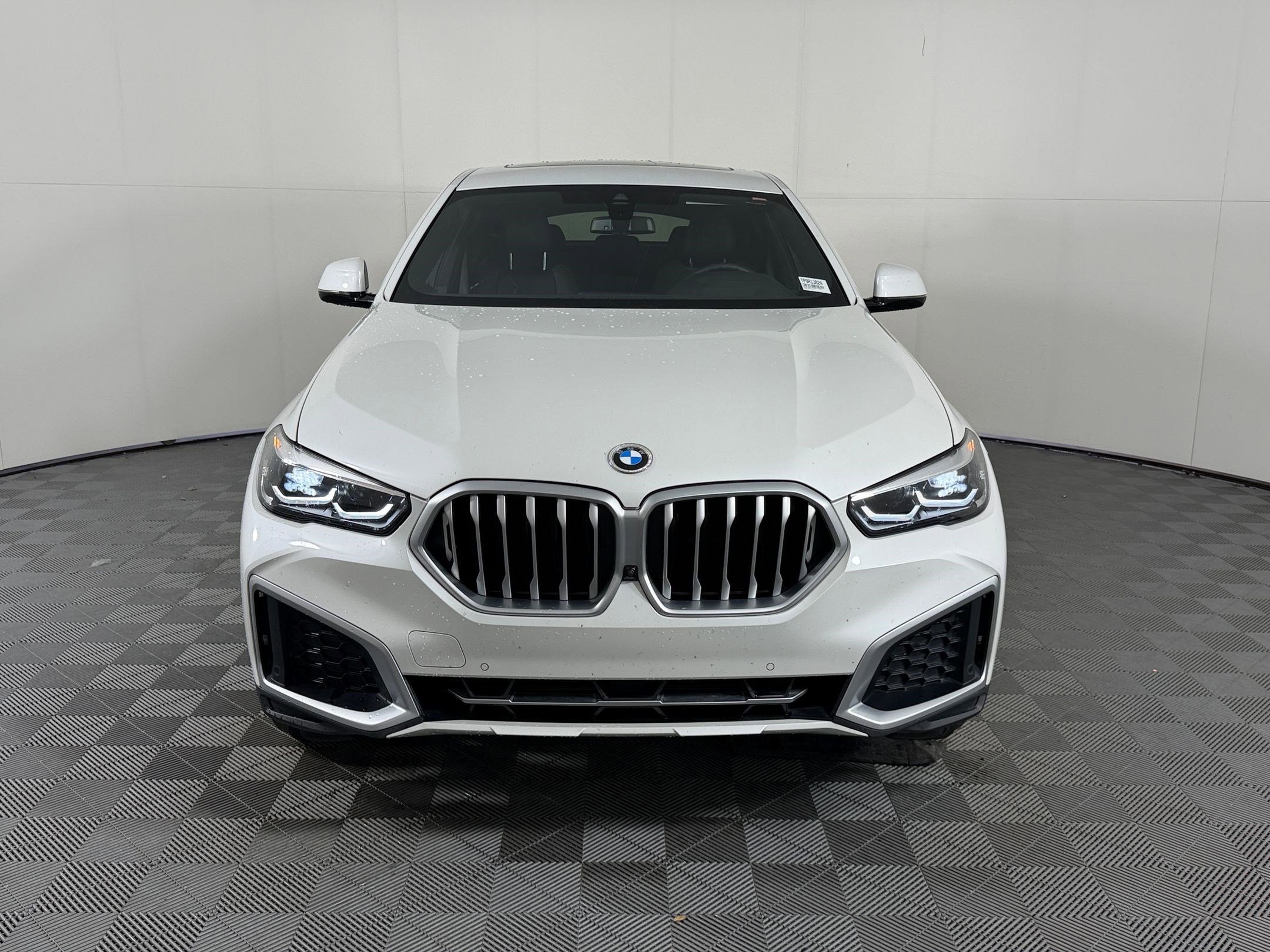 Used 2023 BMW X6 xDrive40i w/ Premium Package AWD/4WD image 6