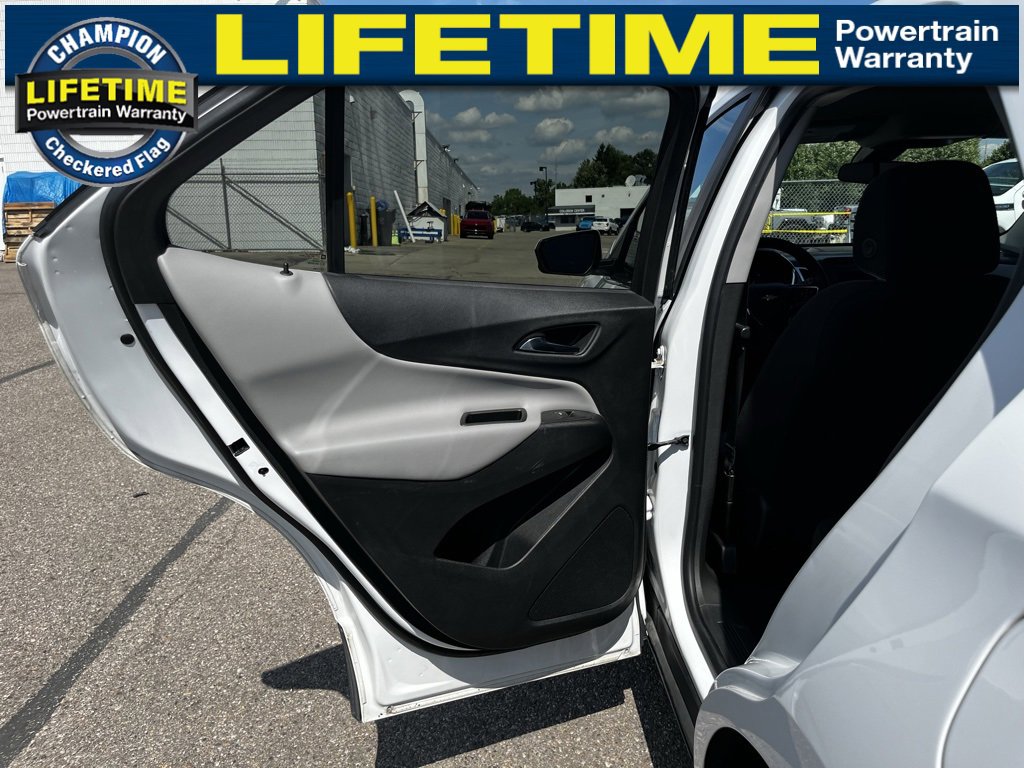 Used 2021 Chevrolet Equinox LT image 19