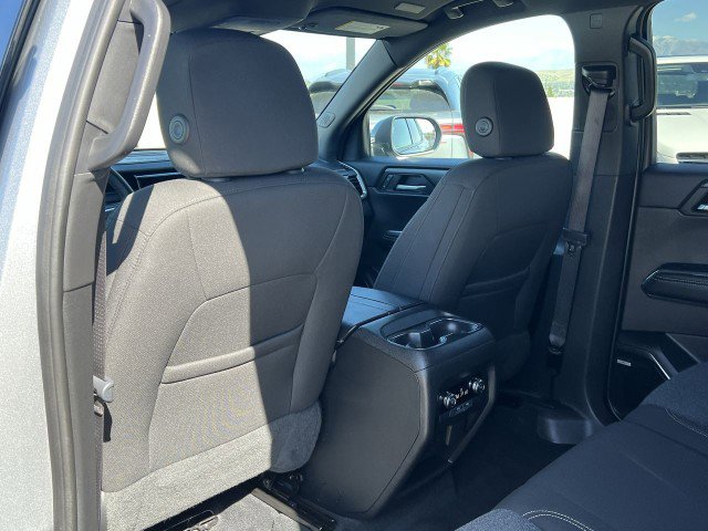 Used 2025 GMC Acadia Elevation image 21