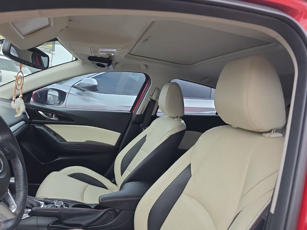 Used 2015 MAZDA MAZDA3 s Grand Touring FWD image 11