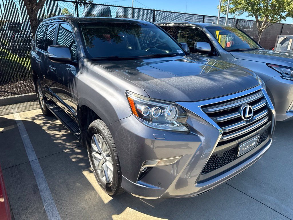 Used 2017 Lexus GX 460 Premium w/ Premium Package AWD/4WD image 2
