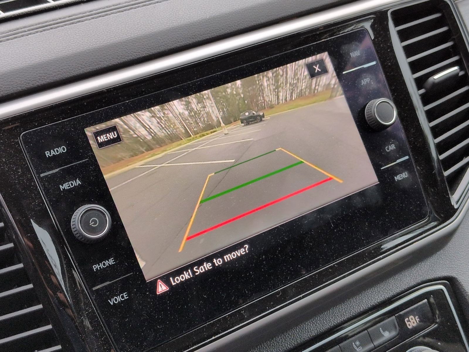 Used 2021 Volkswagen Atlas SEL Premium image 22