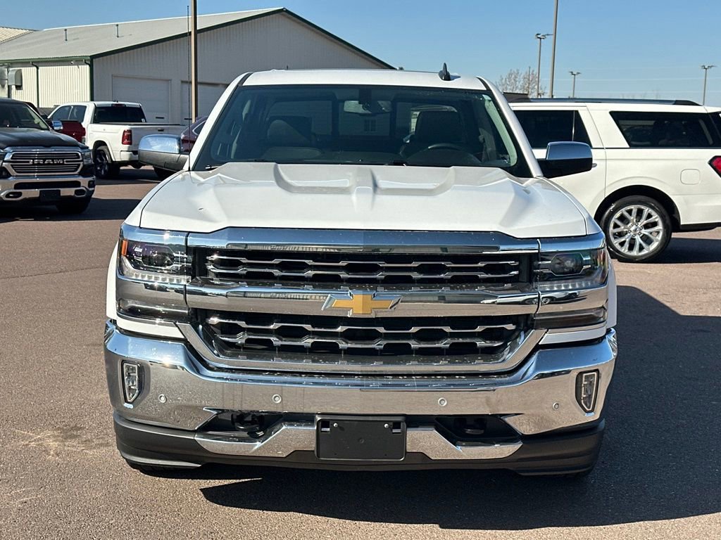 Used 2017 Chevrolet Silverado 1500 LTZ w/ Sport Package AWD/4WD image 34