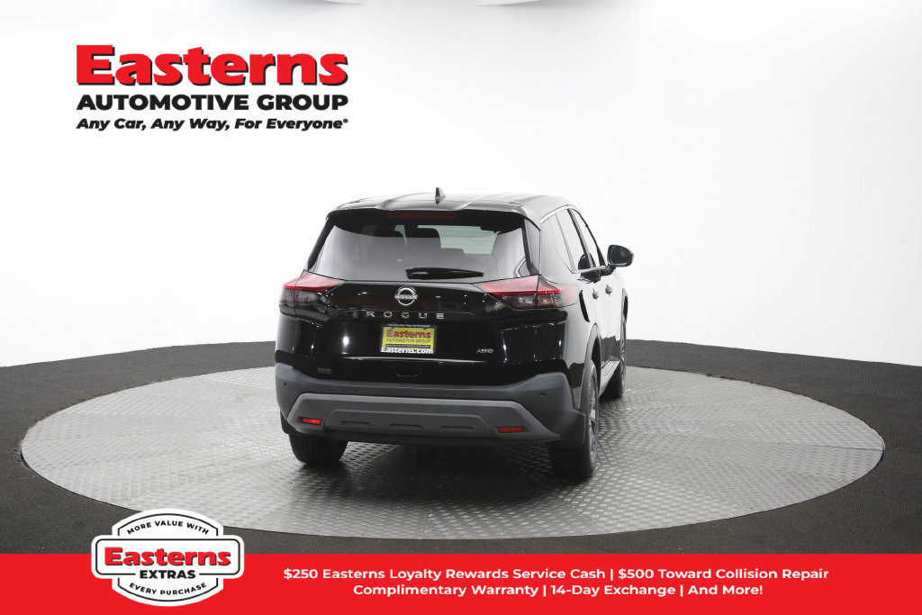 Used 2023 Nissan Rogue S AWD/4WD image 41