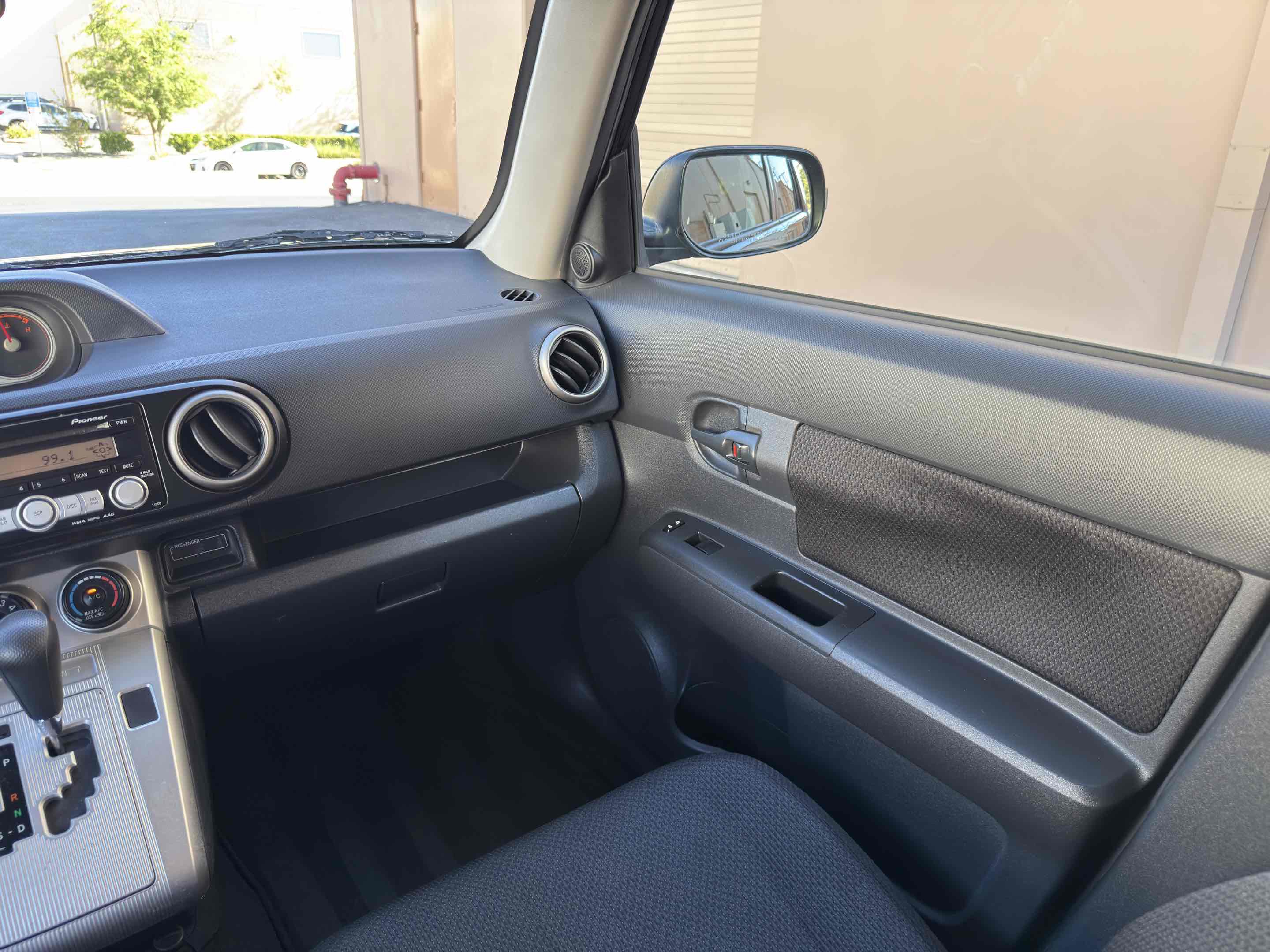 Used 2008 Scion xB image 15