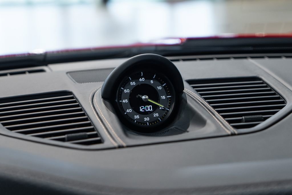 Used 2026 Porsche 911 GT3 RWD image 6