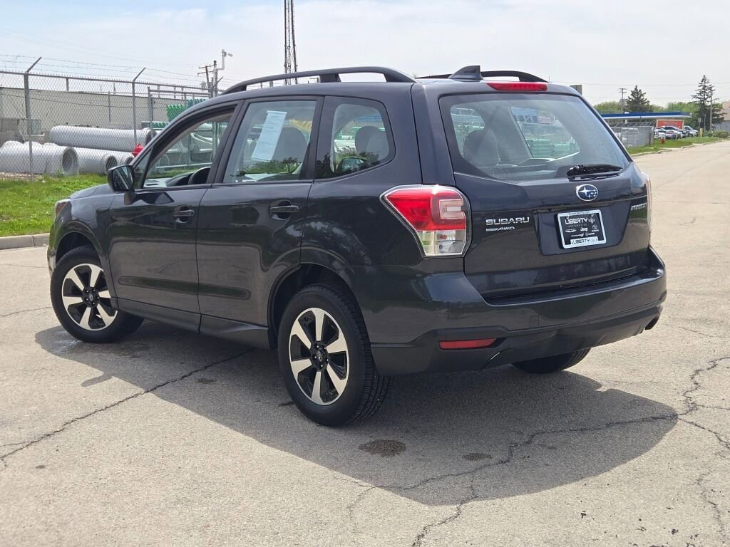 Used 2018 Subaru Forester 2.5i w/ Alloy Wheel Package AWD/4WD image 13