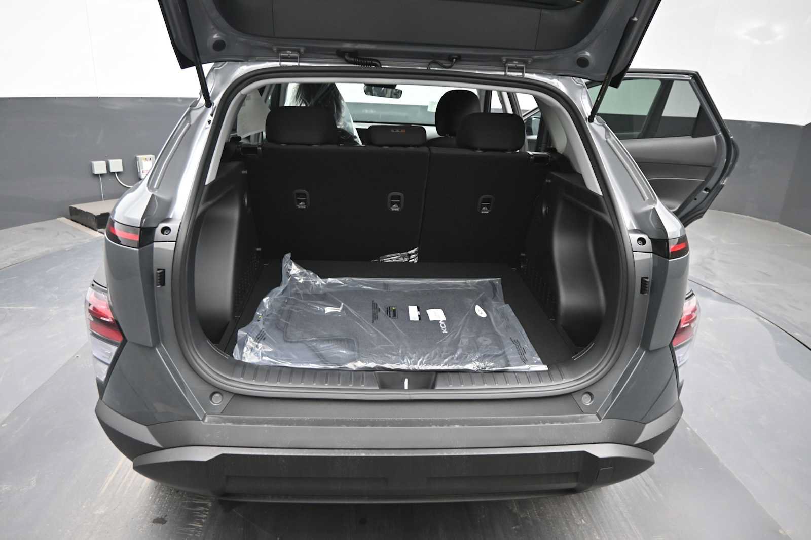 New 2026 Hyundai Kona SEL Sport AWD/4WD image 13