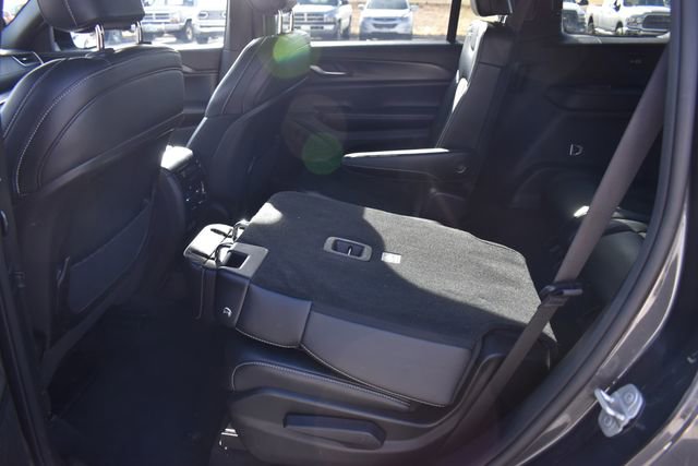 Used 2023 Jeep Grand Cherokee L Laredo image 21