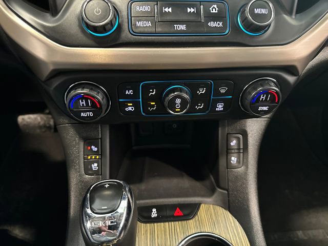 Used 2019 GMC Acadia Denali image 25
