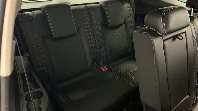 Used 2021 Volkswagen Atlas SE w/ Towing Package image 28