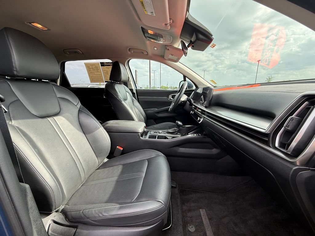 Used 2025 Kia Sorento S FWD image 29
