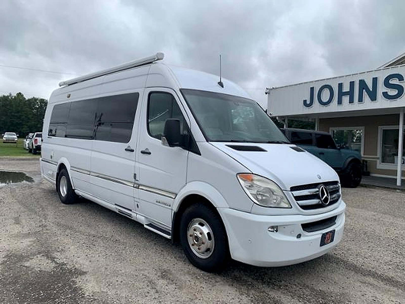 Used 2012 Mercedes-Benz Sprinter 3500 image 2