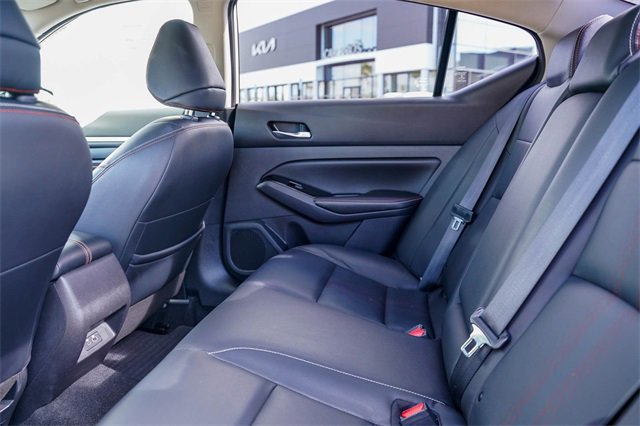 Used 2023 Nissan Altima 2.5 SR w/ SR Premium Package image 19