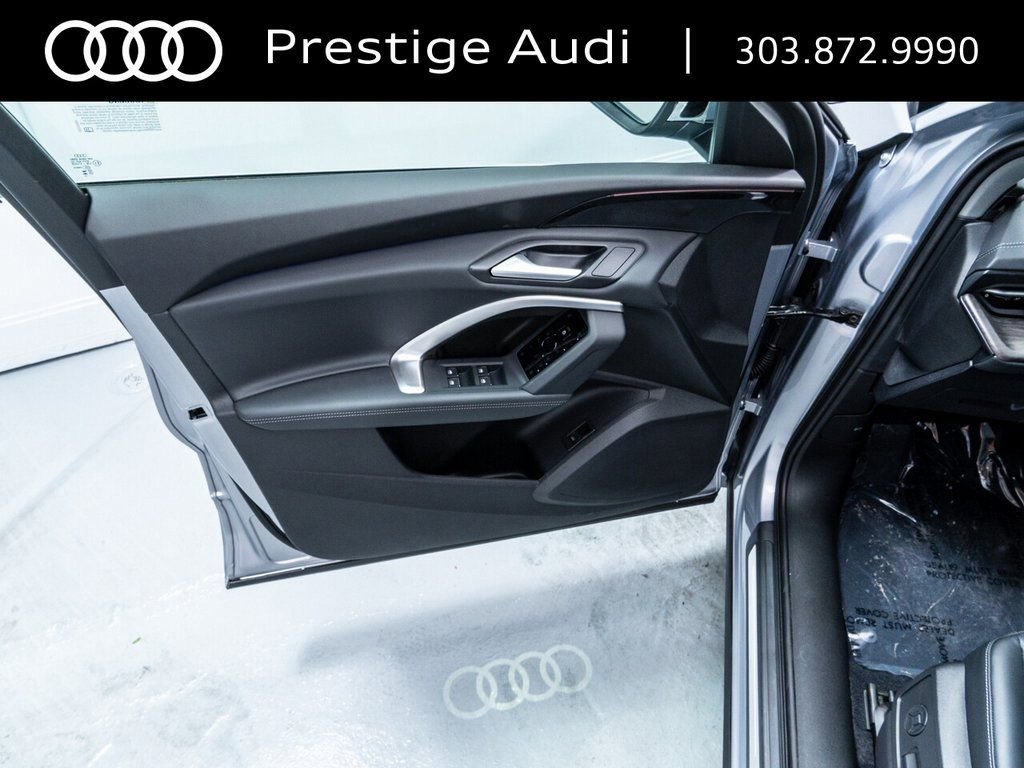 Used 2025 Audi Q5 Premium w/ Convenience Package AWD/4WD image 21
