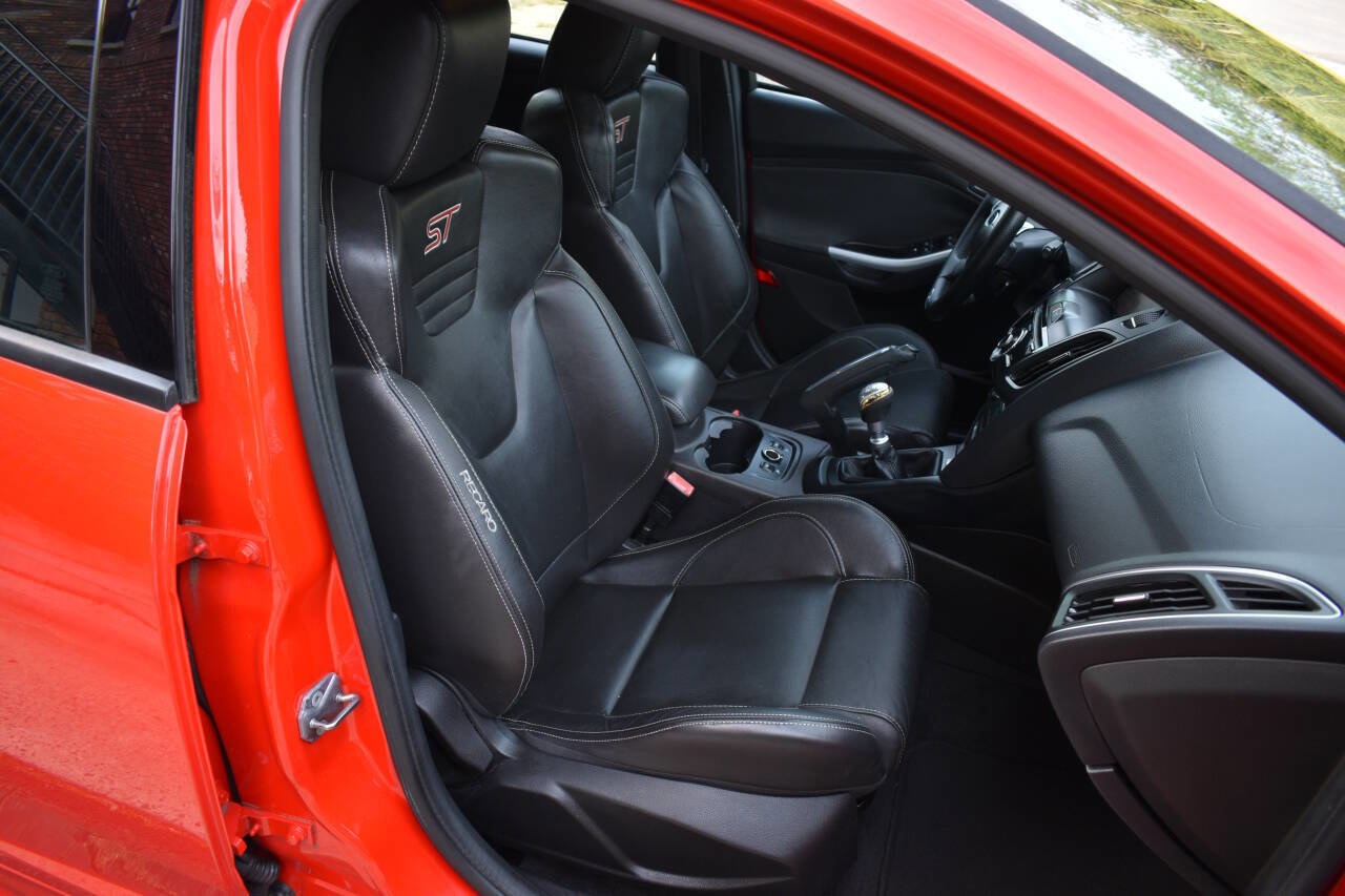 Used 2013 Ford Focus ST image 20