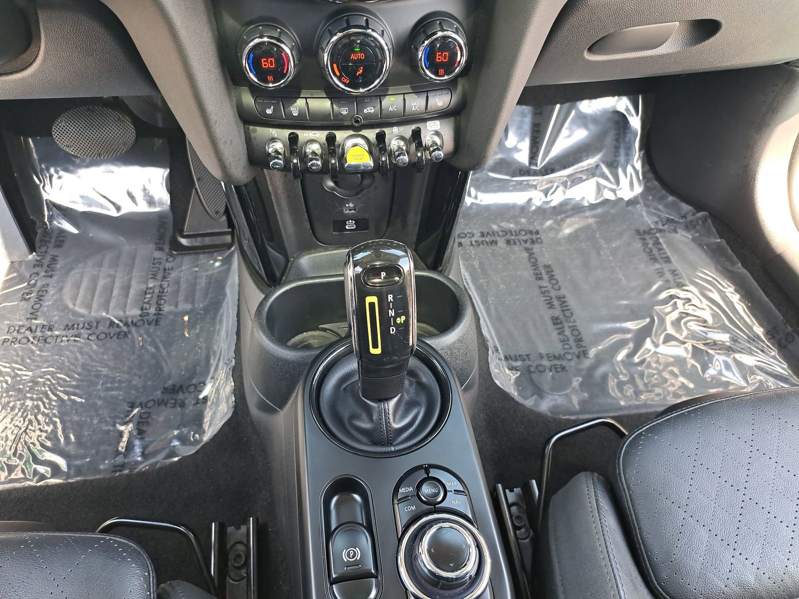 Used 2024 MINI Cooper SE FWD image 21