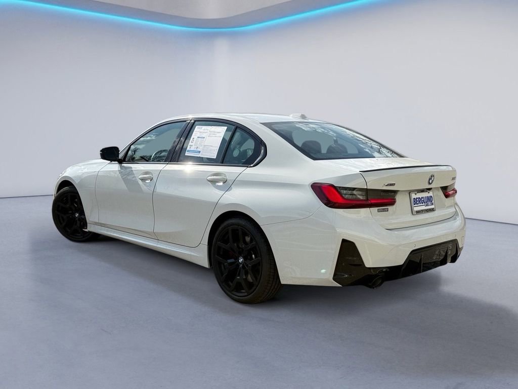 Used 2025 BMW 330i xDrive Sedan w/ M Sport Package image 5