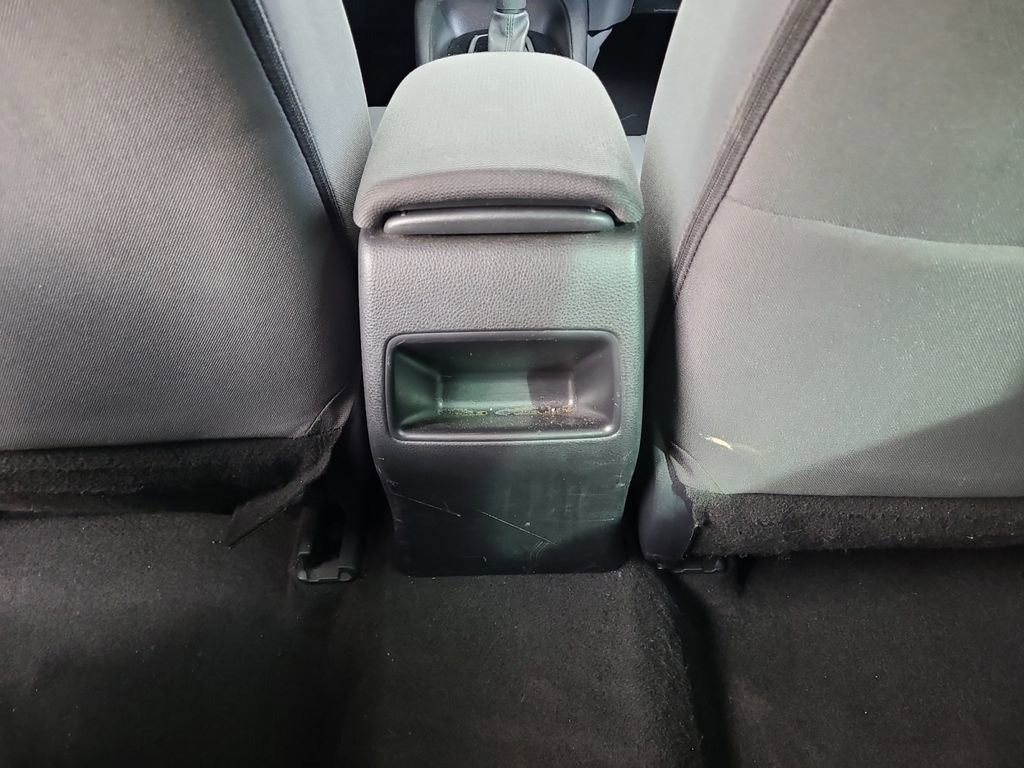 Used 2021 Toyota Corolla LE w/ Carpet Mat Package (TMS) image 29