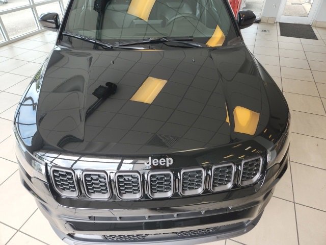 New 2026 Jeep Compass Latitude image 5