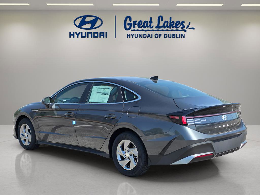 New 2026 Hyundai Sonata SE FWD image 3
