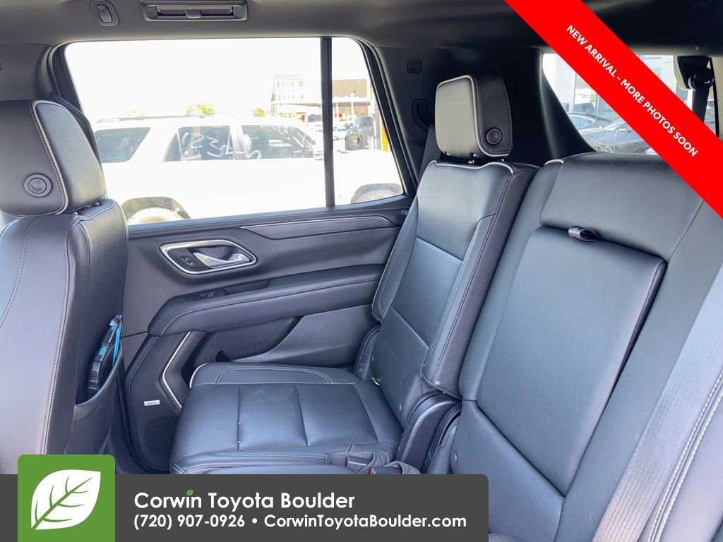 Used 2021 GMC Yukon SLT w/ SLT Premium Package image 13