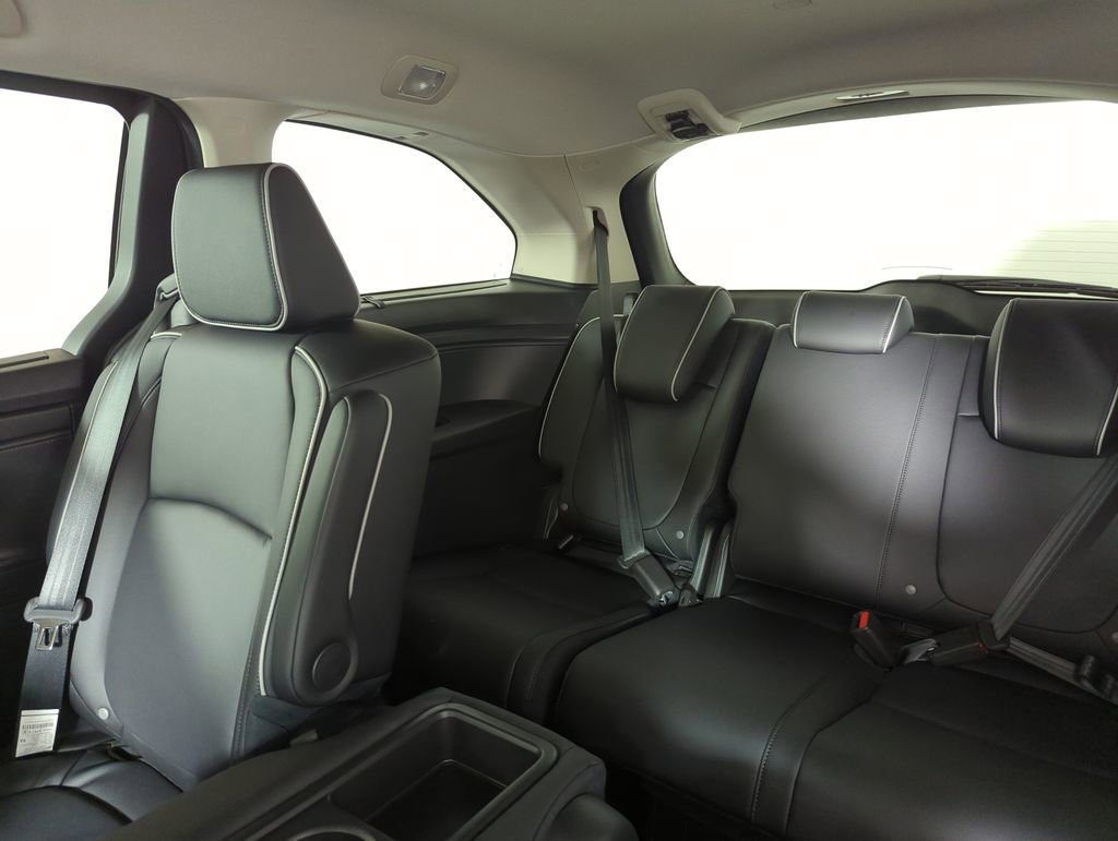 New 2026 Honda Odyssey Touring image 28