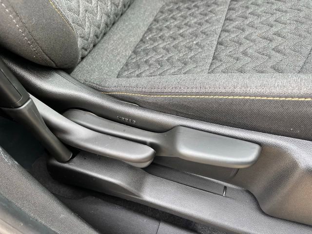 Used 2023 Chevrolet Equinox LT image 50