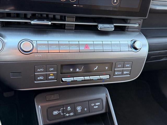 Certified 2025 Hyundai Kona Limited image 21
