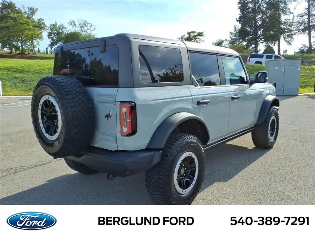 Used 2022 Ford Bronco Badlands w/ Sasquatch Package AWD/4WD image 5