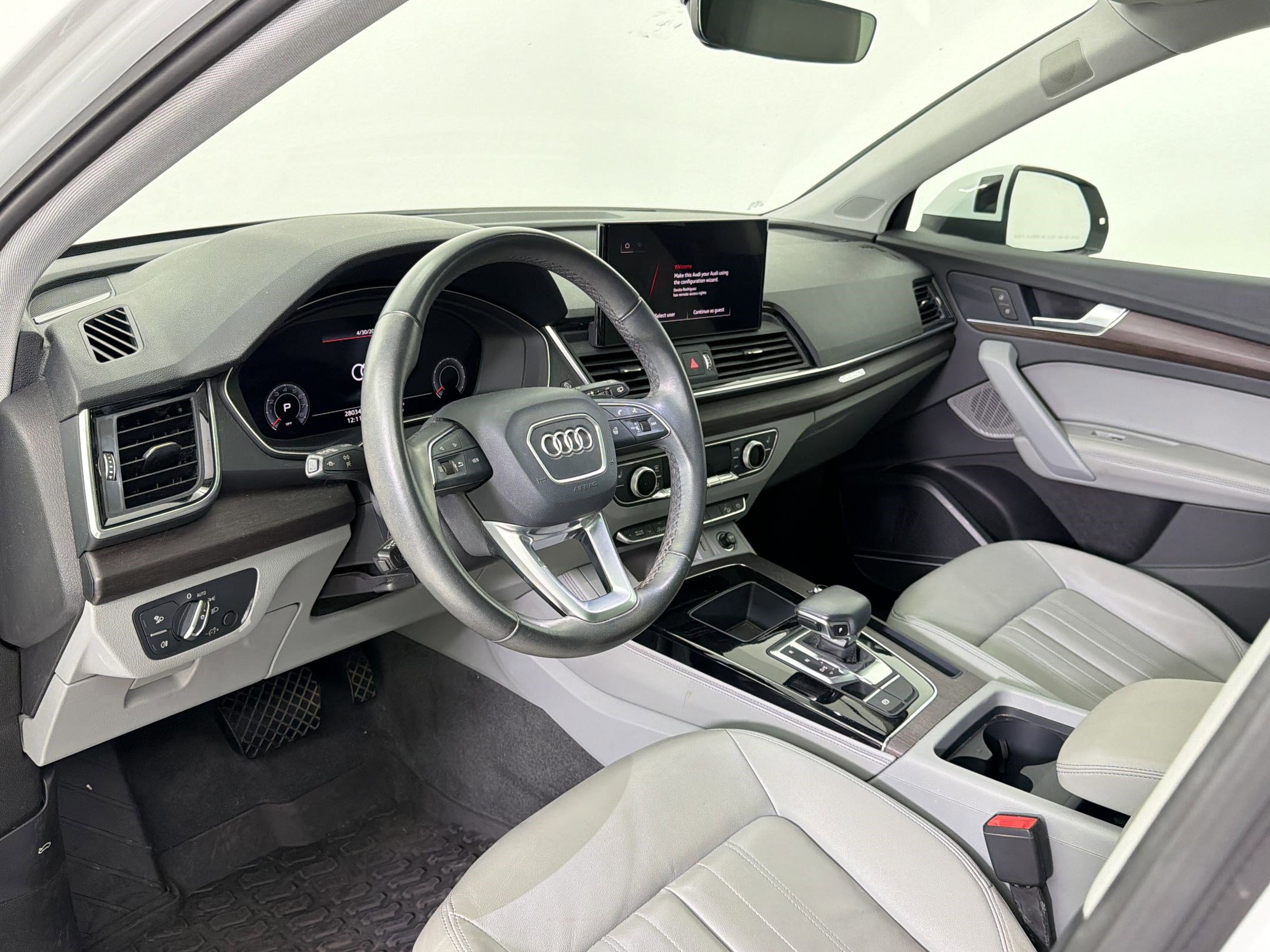 Used 2023 Audi Q5 2.0T Premium Plus w/ Premium Plus Package AWD/4WD image 4