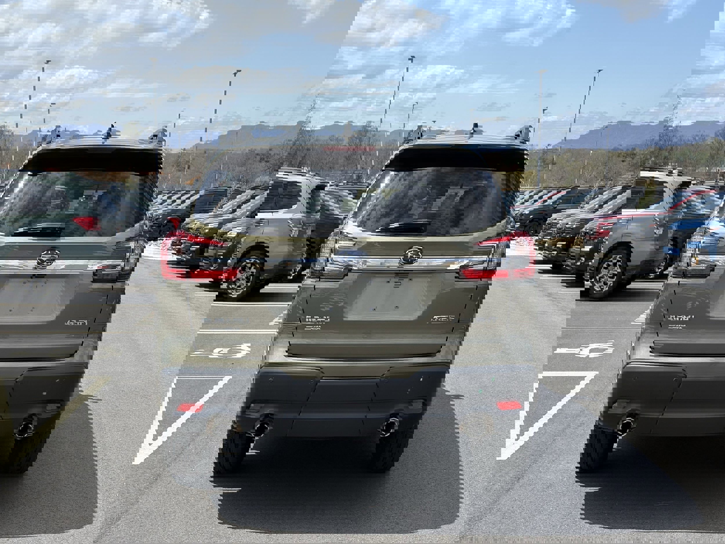 Certified 2025 Subaru Ascent Premium image 10