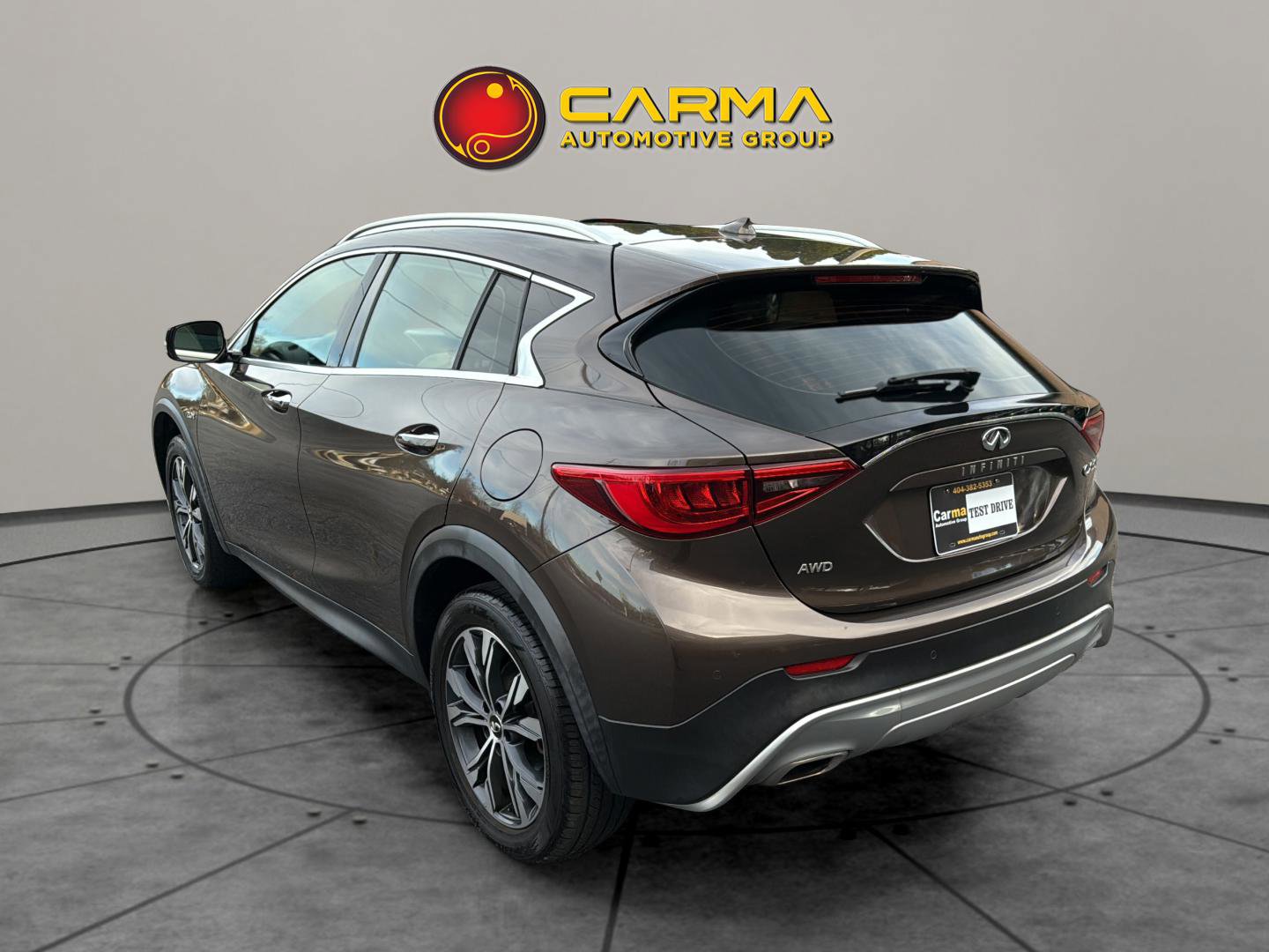 Used 2018 INFINITI QX30 Premium w/ Navigation Package image 5