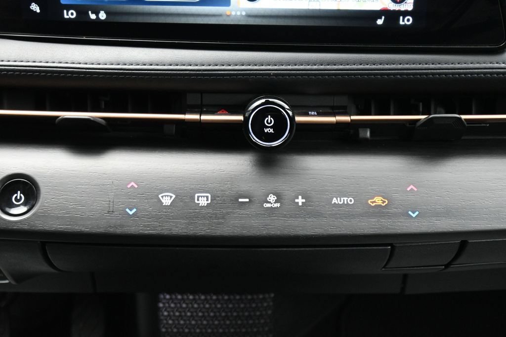 Used 2023 Nissan Ariya FWD image 20