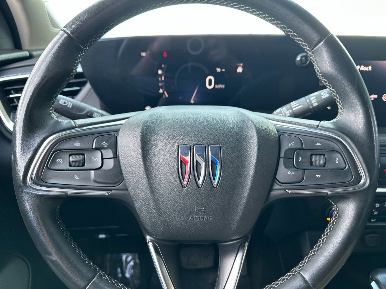 Used 2024 Buick Encore GX Preferred FWD image 22