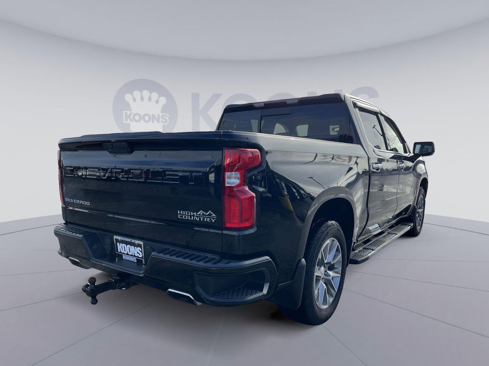 Used 2019 Chevrolet Silverado 1500 High Country w/ Z71 Off-Road Package image 7
