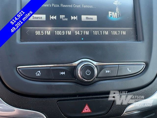 Used 2018 Chevrolet Equinox LT FWD image 19