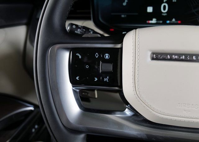 New 2026 Land Rover Range Rover Long Wheelbase SE image 15