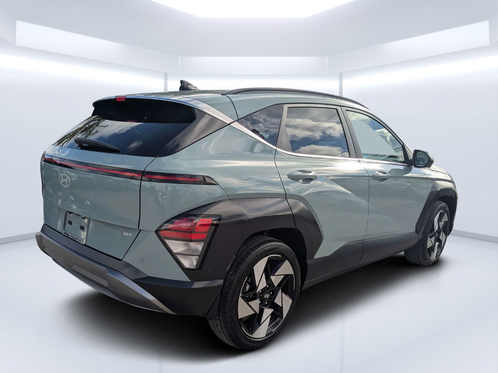 Certified 2026 Hyundai Kona Limited FWD image 3