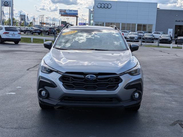 Used 2024 Subaru Crosstrek 2.5i Limited w/ Crosstrek Mirror Package AWD/4WD image 2