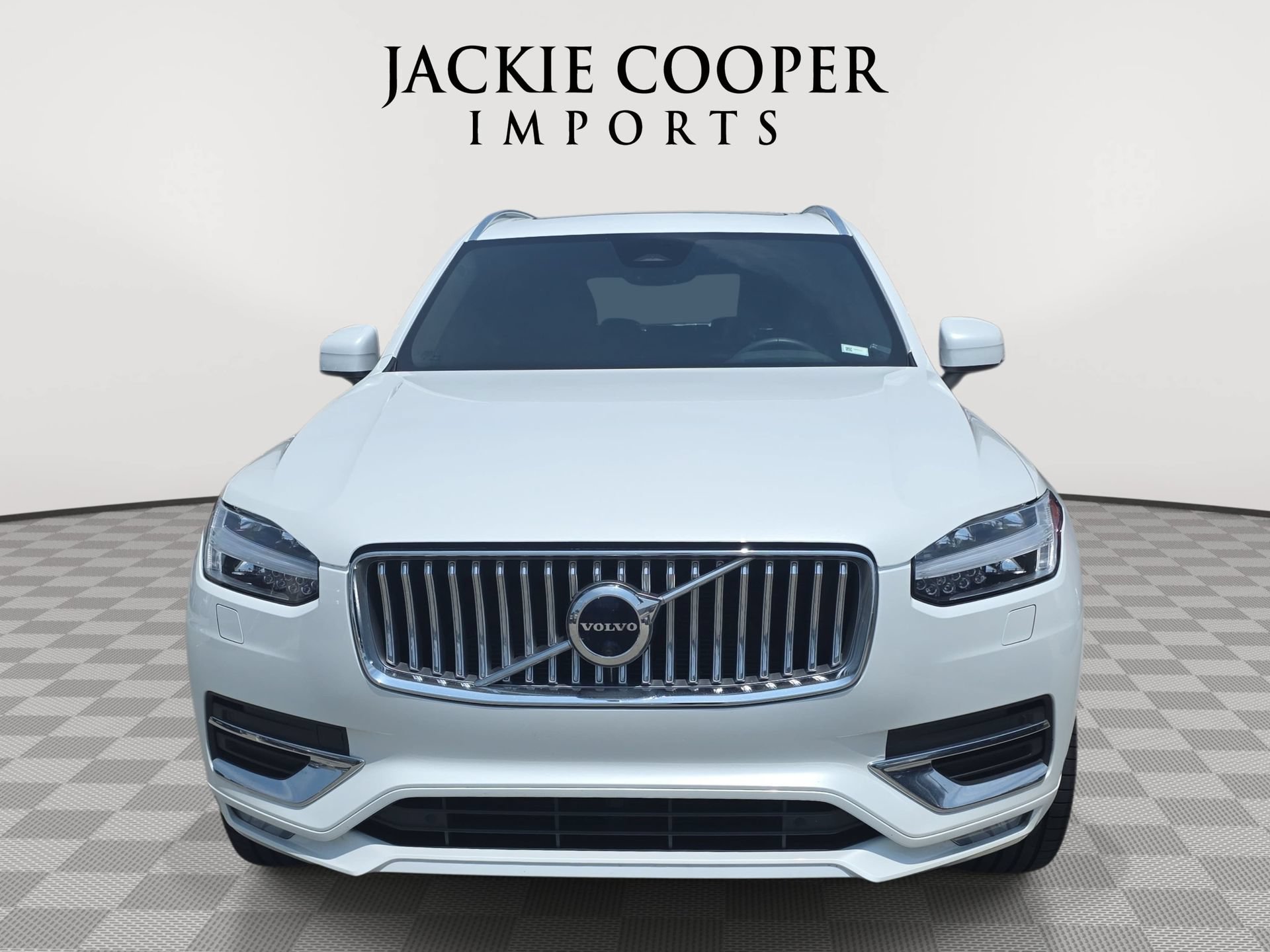 Used 2023 Volvo XC90 B6 Plus w/ Protection Package Premier AWD/4WD image 2