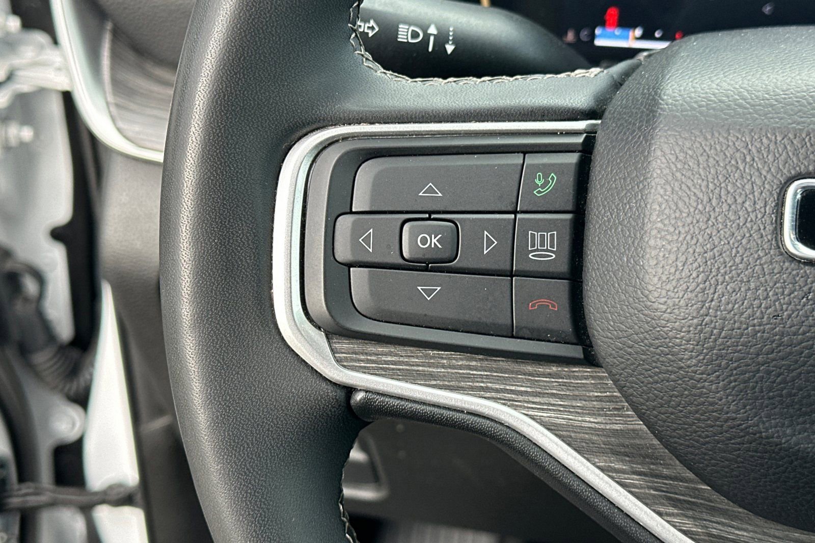 Used 2024 Jeep Wagoneer L Series II w/ Flexible Seating Group image 30