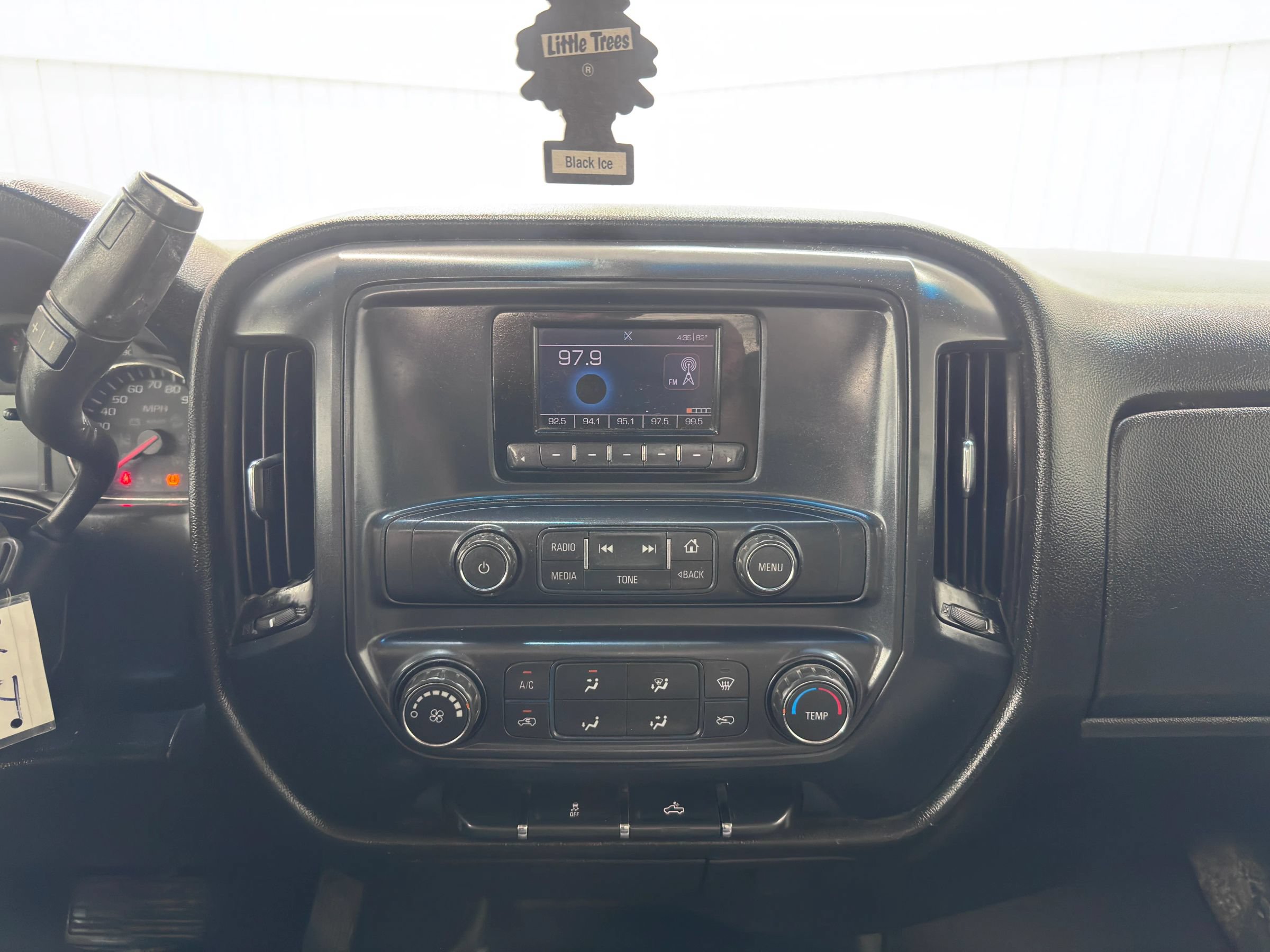Used 2014 Chevrolet Silverado 1500 W/T RWD image 15
