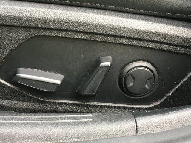 Used 2022 Kia K5 GT-Line image 13