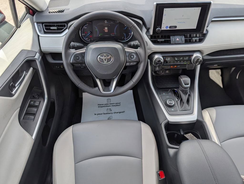 Used 2025 Toyota RAV4 XLE Premium image 26