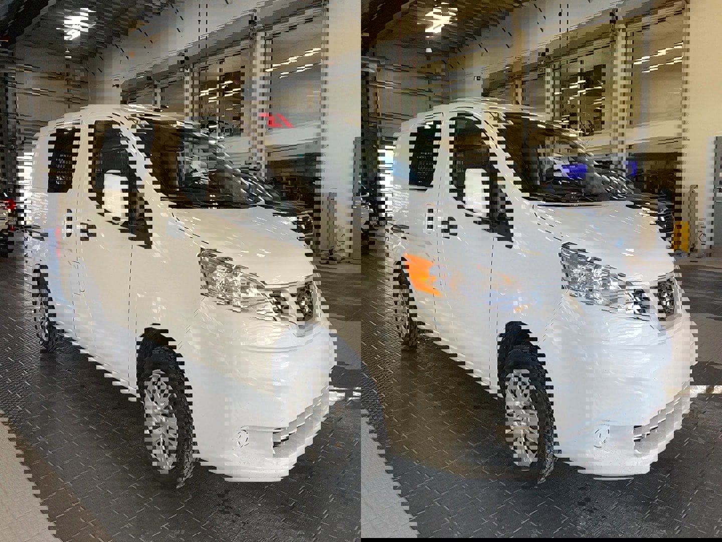 Used 2021 Nissan NV200 SV w/ Sliding Door Glass Package image 1