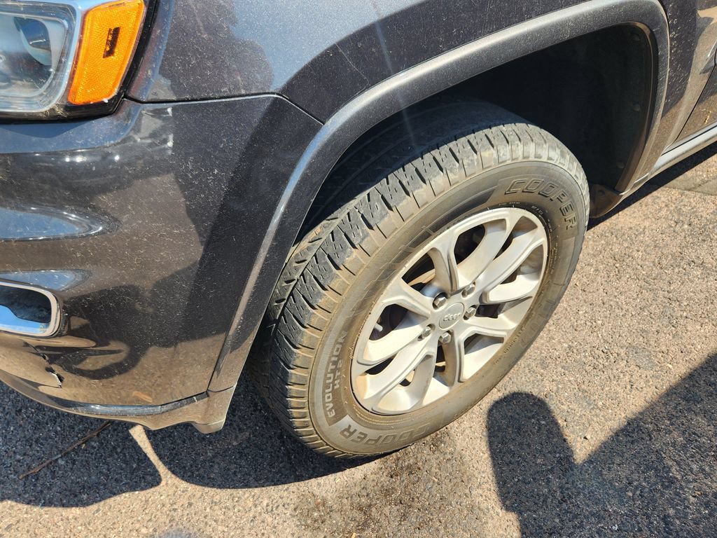 Used 2019 Jeep Grand Cherokee Overland AWD/4WD image 7