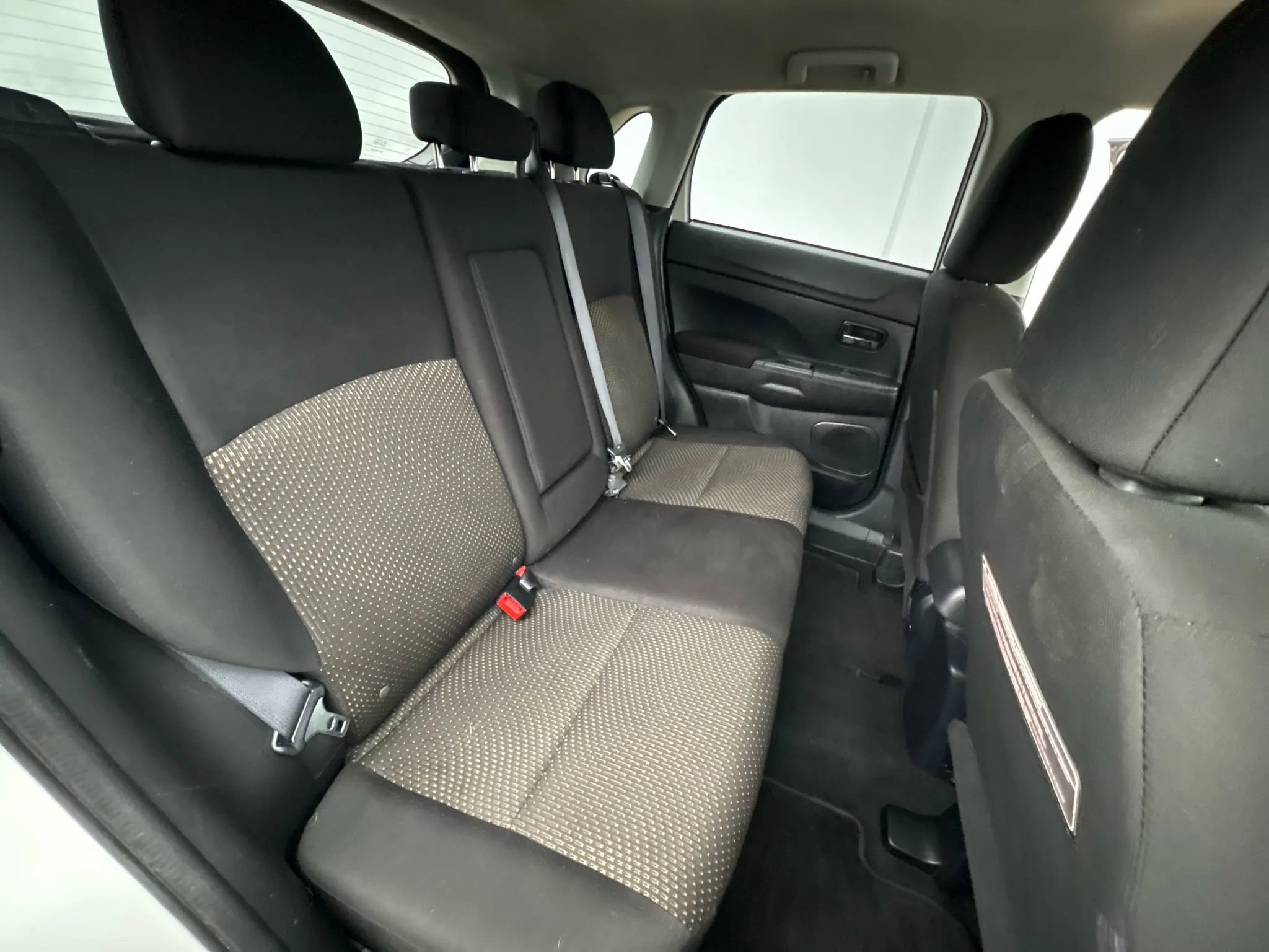 Used 2016 Mitsubishi Outlander Sport ES image 20